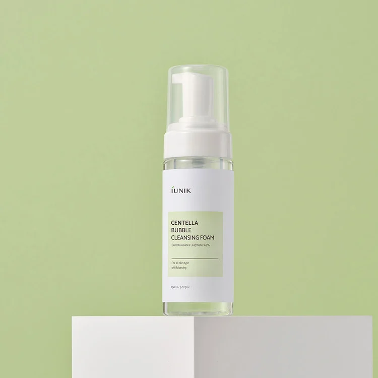 iunik centella bubble cleansing foam