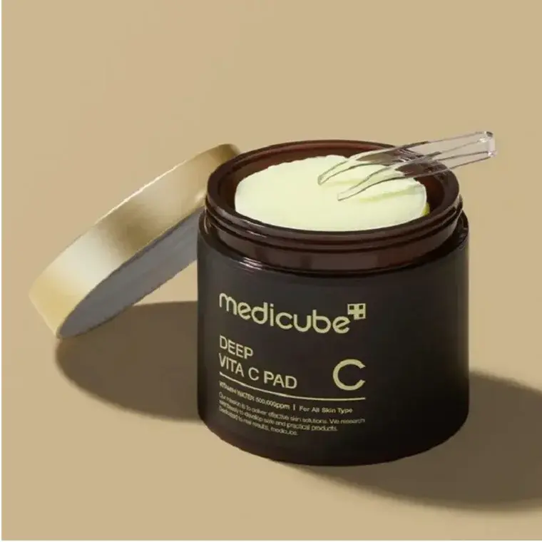 medicube deep vita c pad